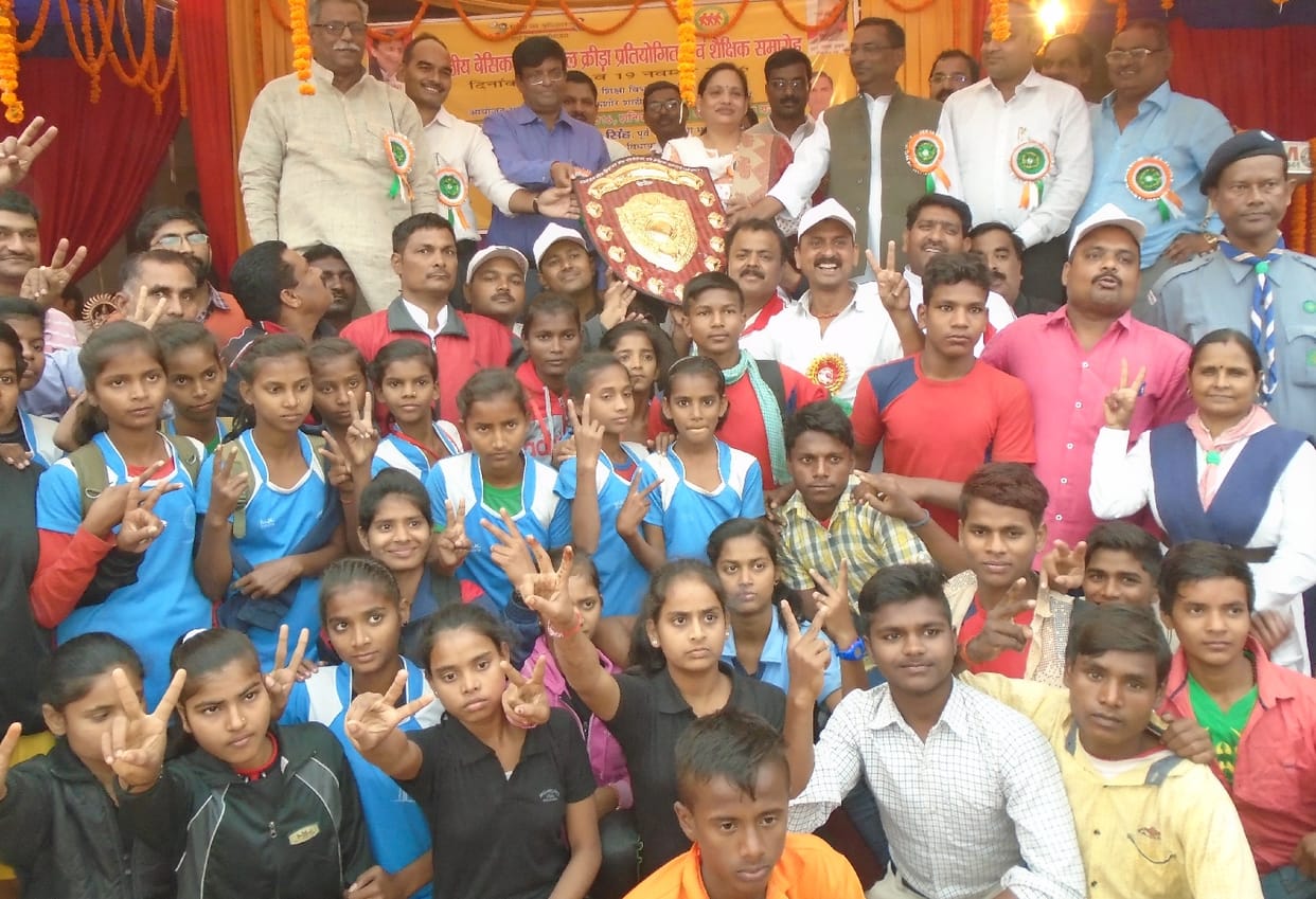 Deoria divisional champion in competition 