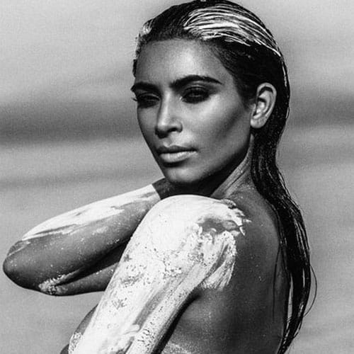 kim kardashian share her desert photoshoot