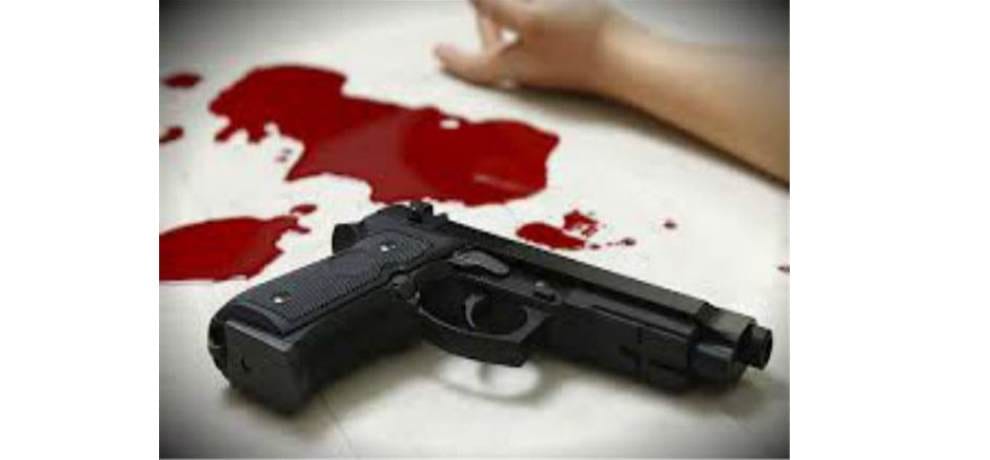 girl committed suicide from licensee revolver of father