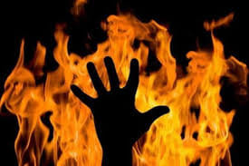 woman commit suicide in lucknow