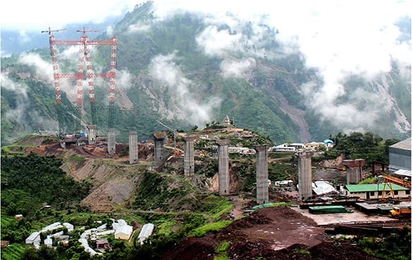 engineers made extra ordinary structures in moving mountains of jammu and kashmir
