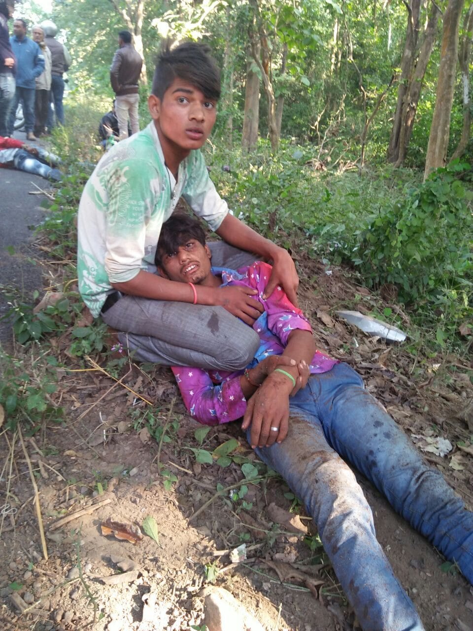 truck crushed people in haldwani, one killed