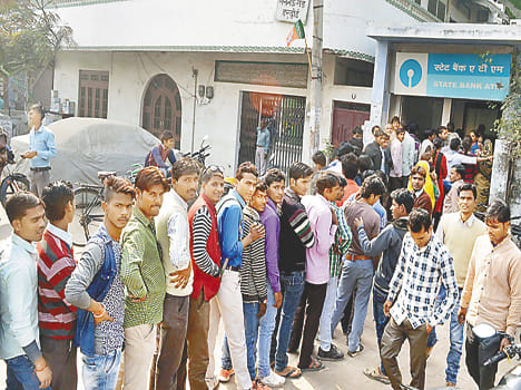 Workers walked out of the line, the problem of congestion
