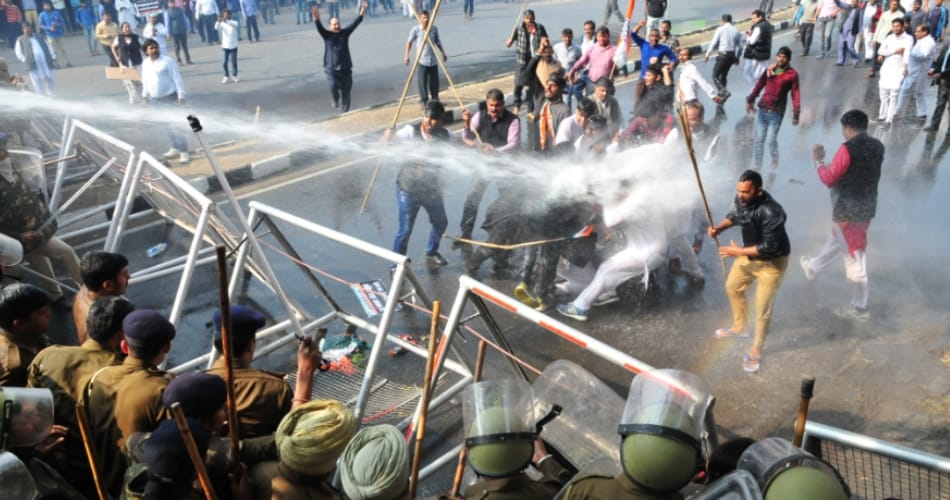 congress protest against amit shah chandigarh visit, police lathicharge and use of water canon