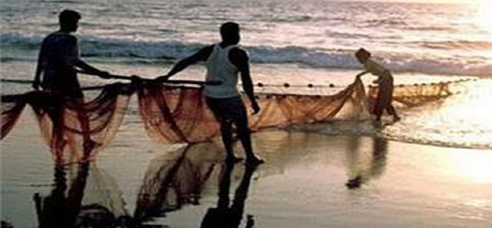 11 Indian fishermen arrested for illegal fishing by Srilankan navy