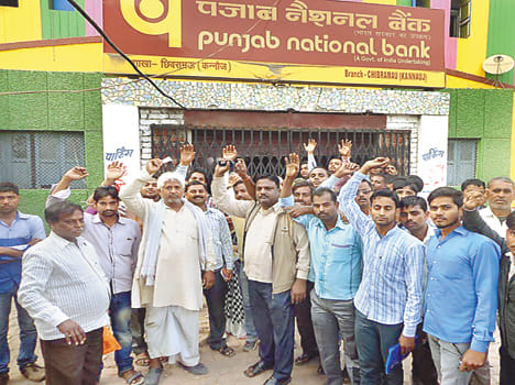 At the expiry of cash bank closed
