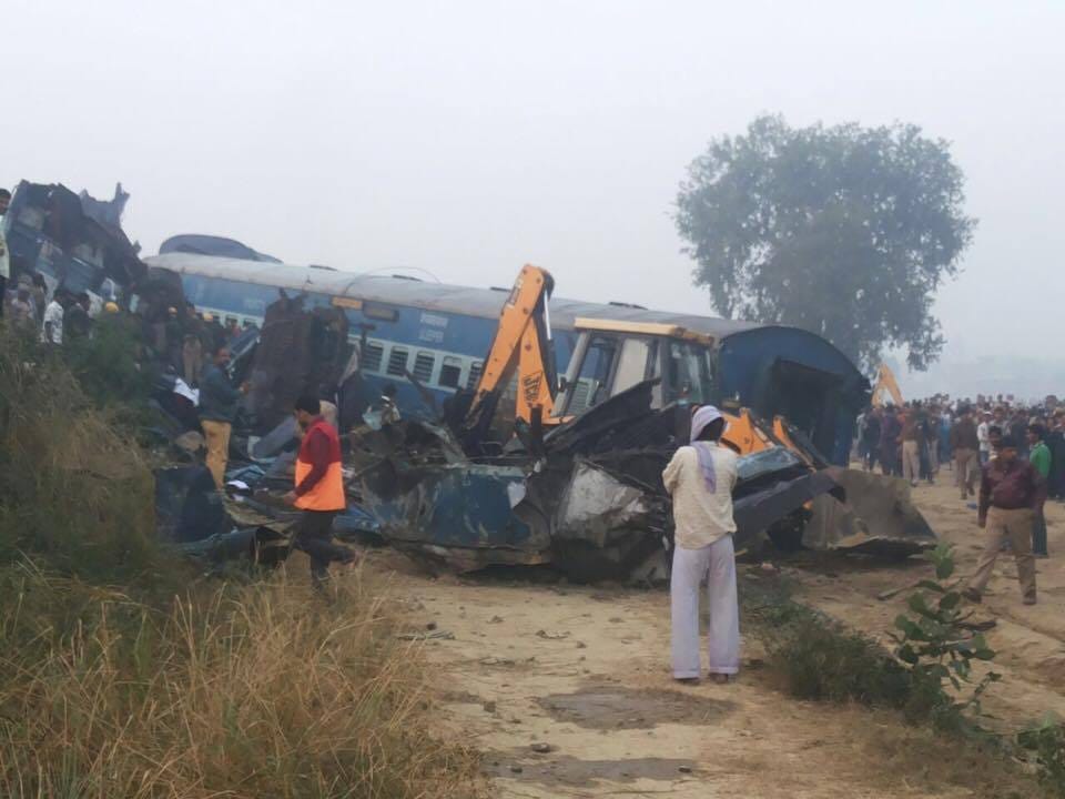 spacial train for injured in pukhraya train accident