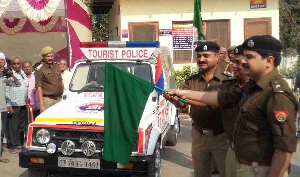 urgent help available to tourist