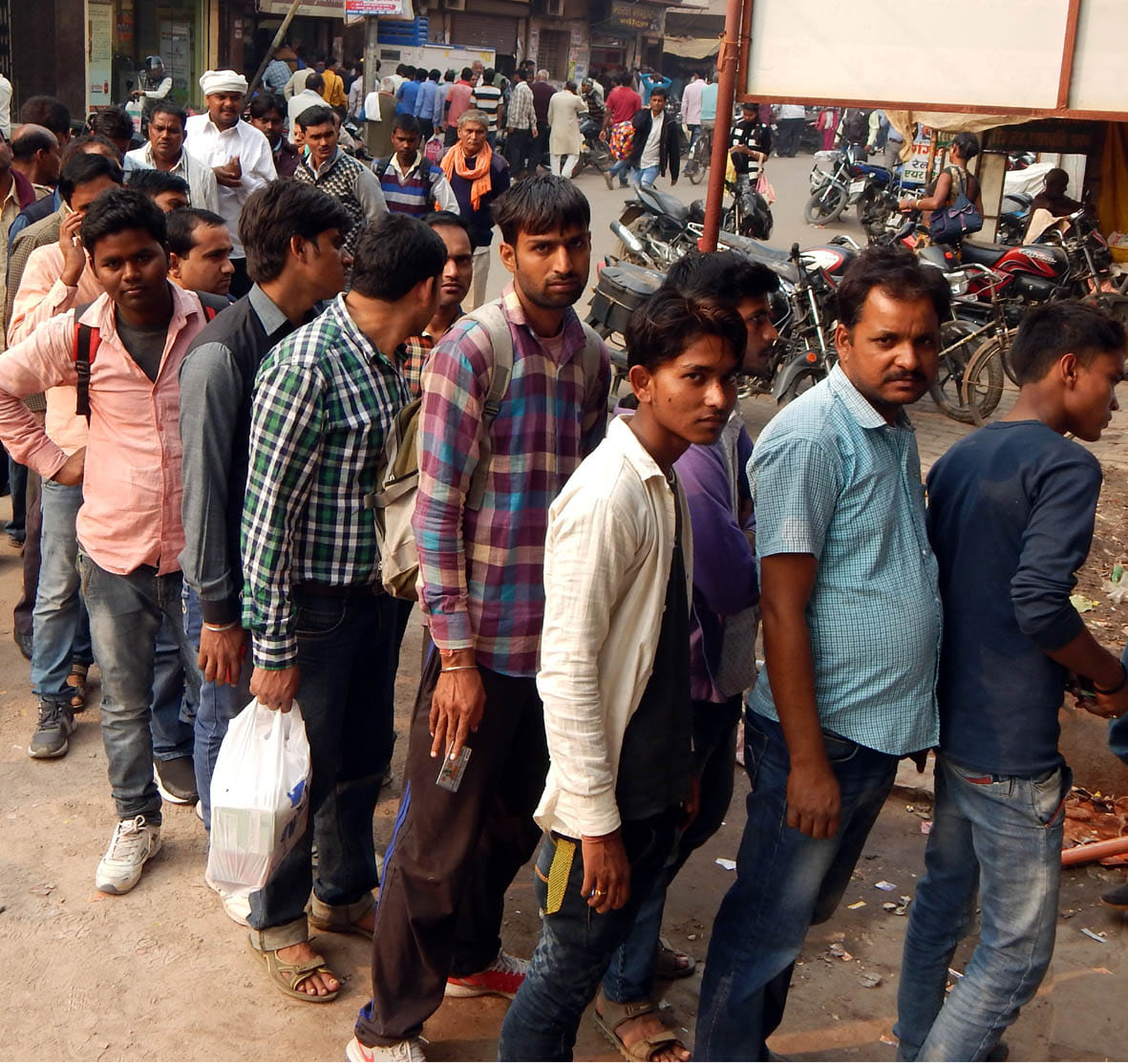 note business going on openly in haryana, people extorting many thousand of money from atm