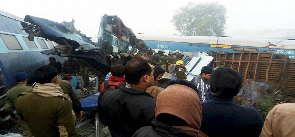 indore-patna express derail, 100 killed, more than 150 injured