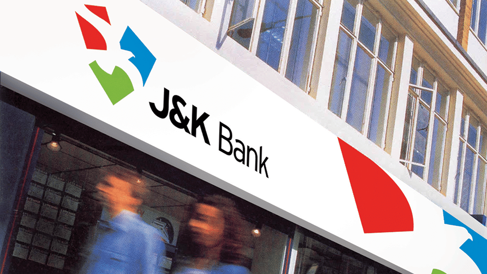 Rs 12 lakhs looted by four men from a J&K bank branch in Budgam