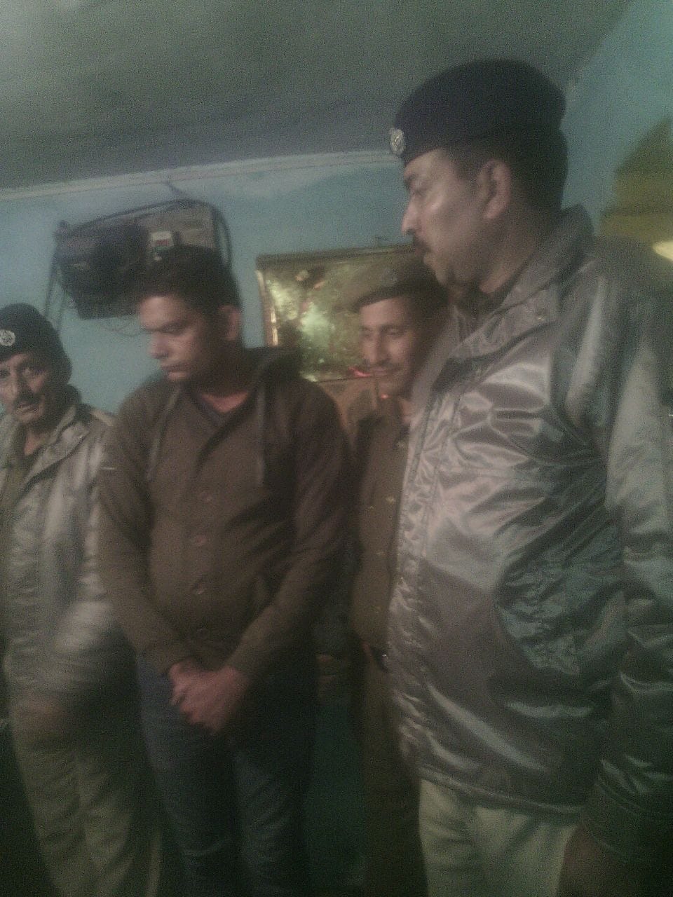 4 kg charas captured