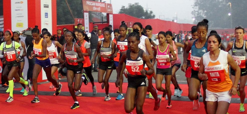 Delhi run the race between the cold 