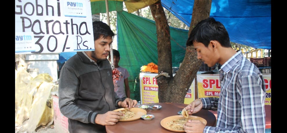 paytm helping out small shopkeepers in transactions