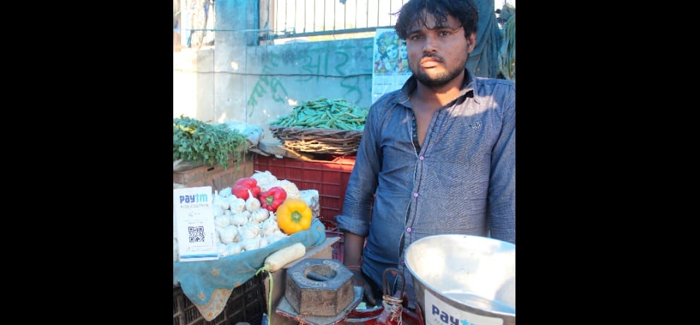 paytm helping out small shopkeepers in transactions