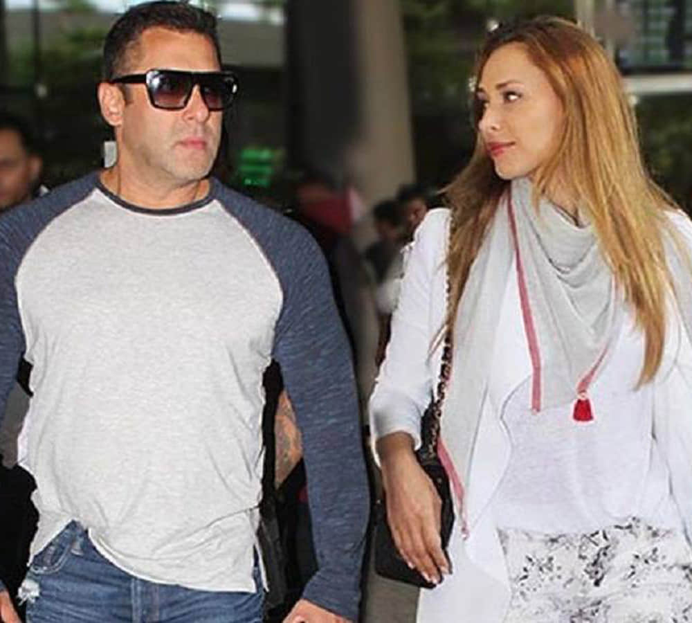 News Capsule Salman Khan Iulia Vantur Priyanka Chopra Akshay Kumar Kapil Sharma Anupam Kher PM Modi