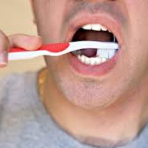 Doctors report: If we brush teeth Before breakfast, creates gums problem