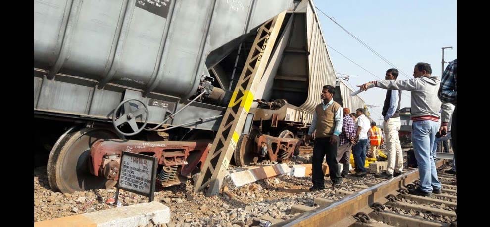 Goods train wagon Derailed in Jhansi