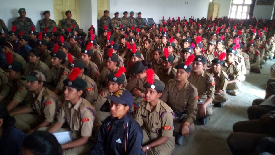22 raiphal ko kholane va jodane ka diya prashikshan
