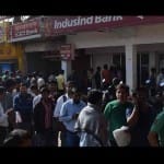 banks are not following demonetization rules not giving 24 thousand rupee