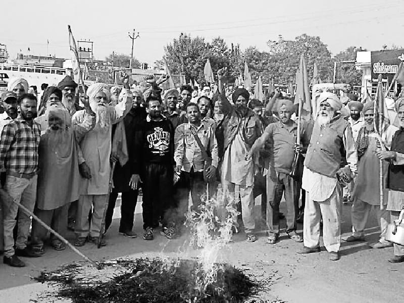  The workers, peasants, burned an effigy of the finance minister, raised demands,  Sangrur