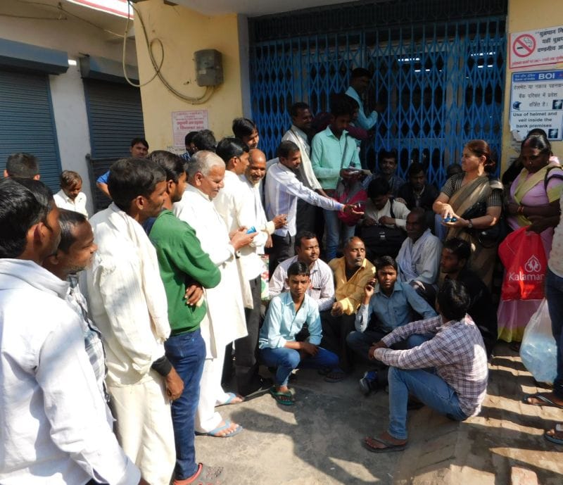 bookmychotu, people find out the solution of lines outside abnk and atm after noteban