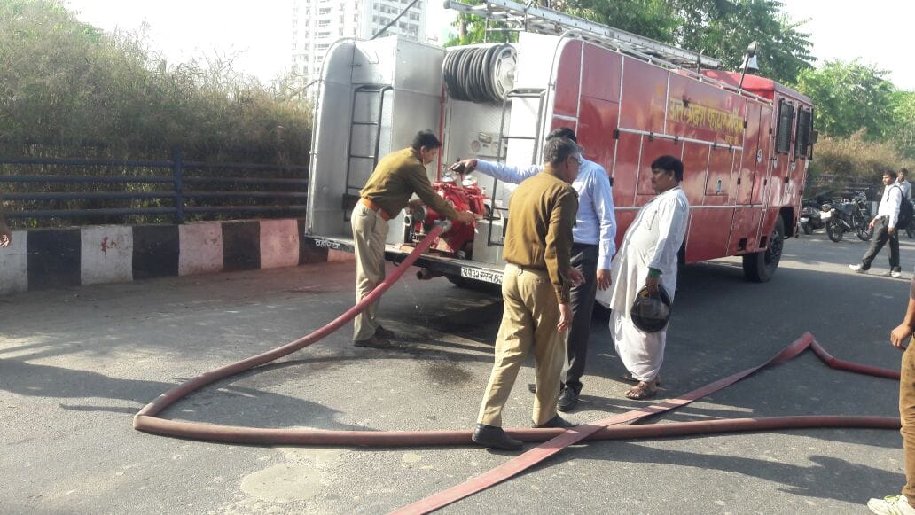 fire at 1090 chauraha in lucknow