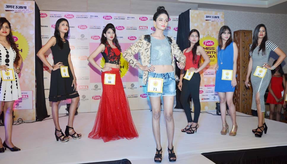 watch photo gallery of glamorous models