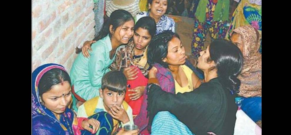 man killed in campus hostal in UP's bareilley