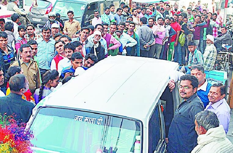 Did not notice, the queue in banks
