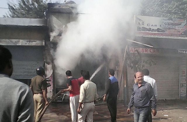 Stop shop of car accessories in a raging fire