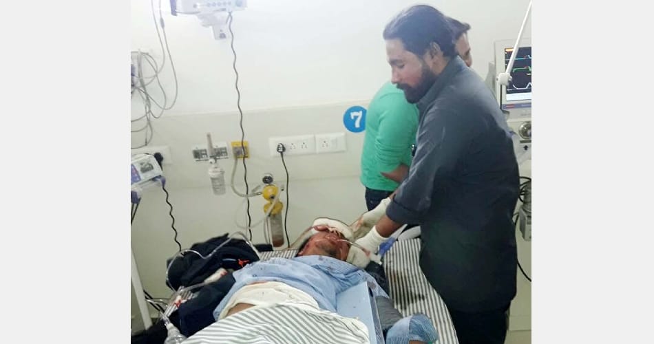 Car collide with bus at national highway in jalandhar, 2 death