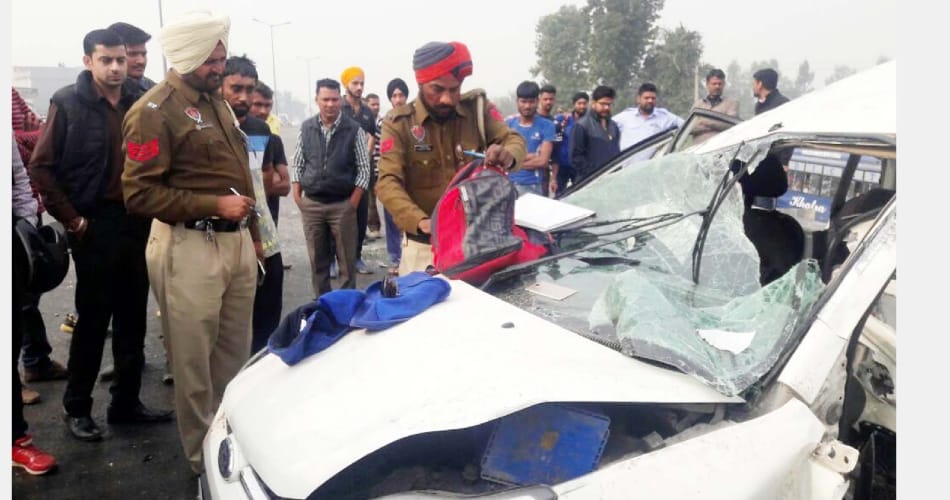 Car collide with bus at national highway in jalandhar, 2 death