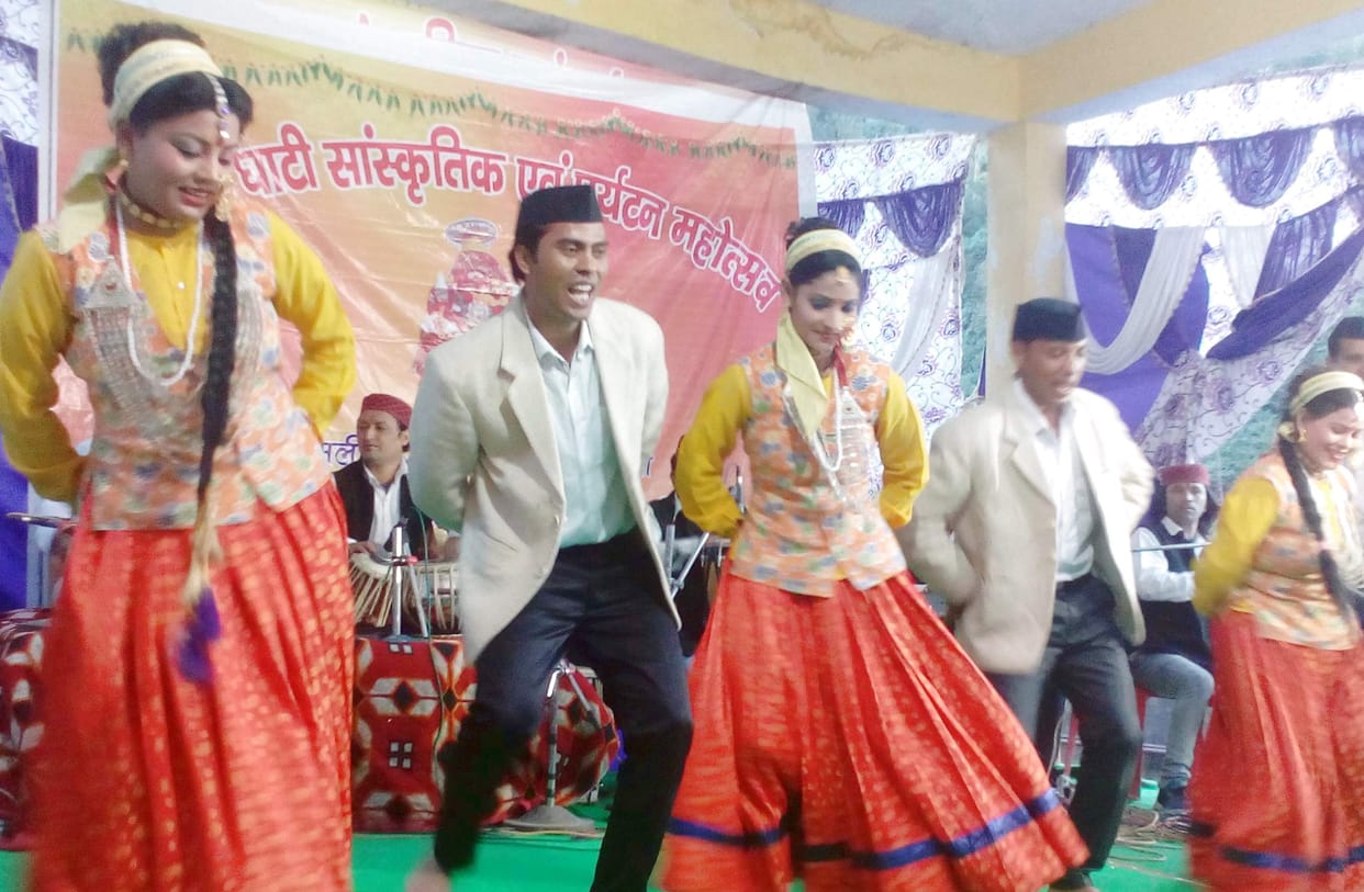 People ENJOY Songs Kishan and Reshma.