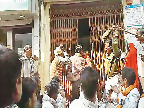 Fatehpur Superintendent of Police and a SO suspended