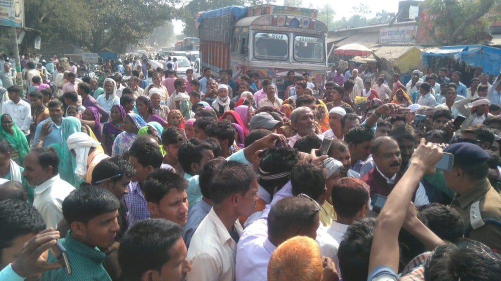 rewari news, village, route, stop, villagers, jam