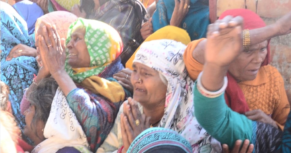 martyr rai singh wife big statement after watching husband face, funeral in sampla village