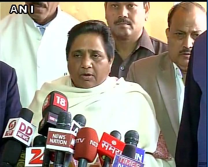 I urge President to summon Prime Minister says mayawati