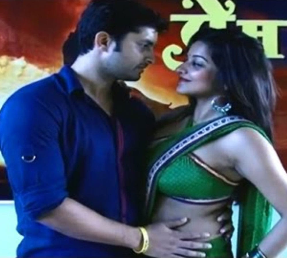 boyfriend vikrant singh is furious with monalisa