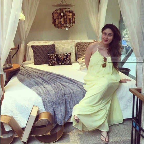 mom kareena doing shoping for her baby