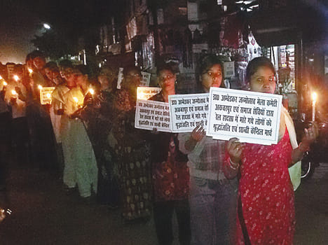 March candle out and expressed condolences