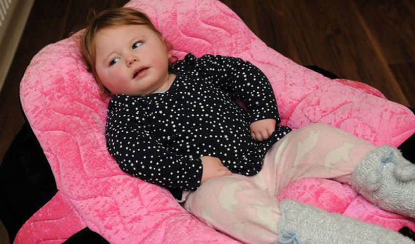 This girl cannot life due to a rare disease