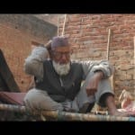 खुले आसमां के नीचे रहने को मजबूर अब्दुल