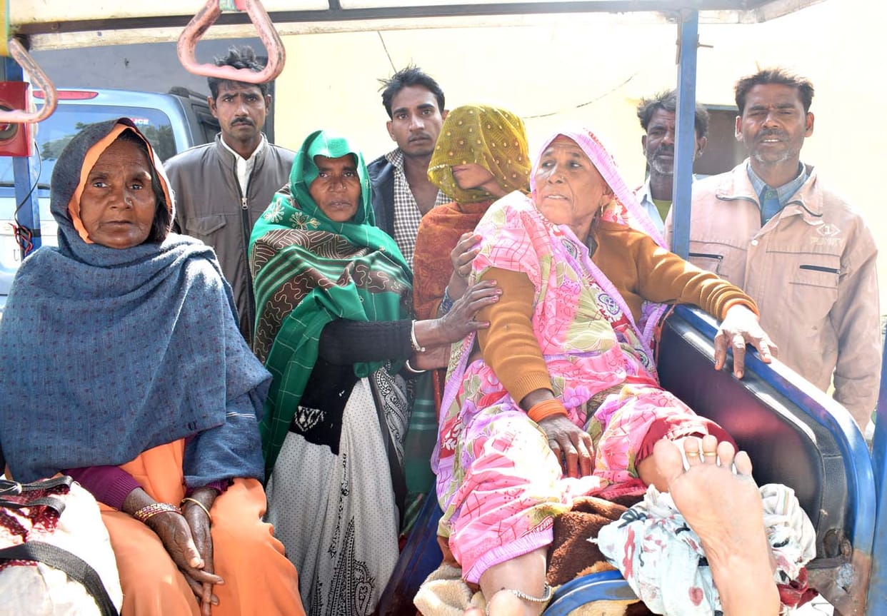 Katari for land Woman injured in stone pelting