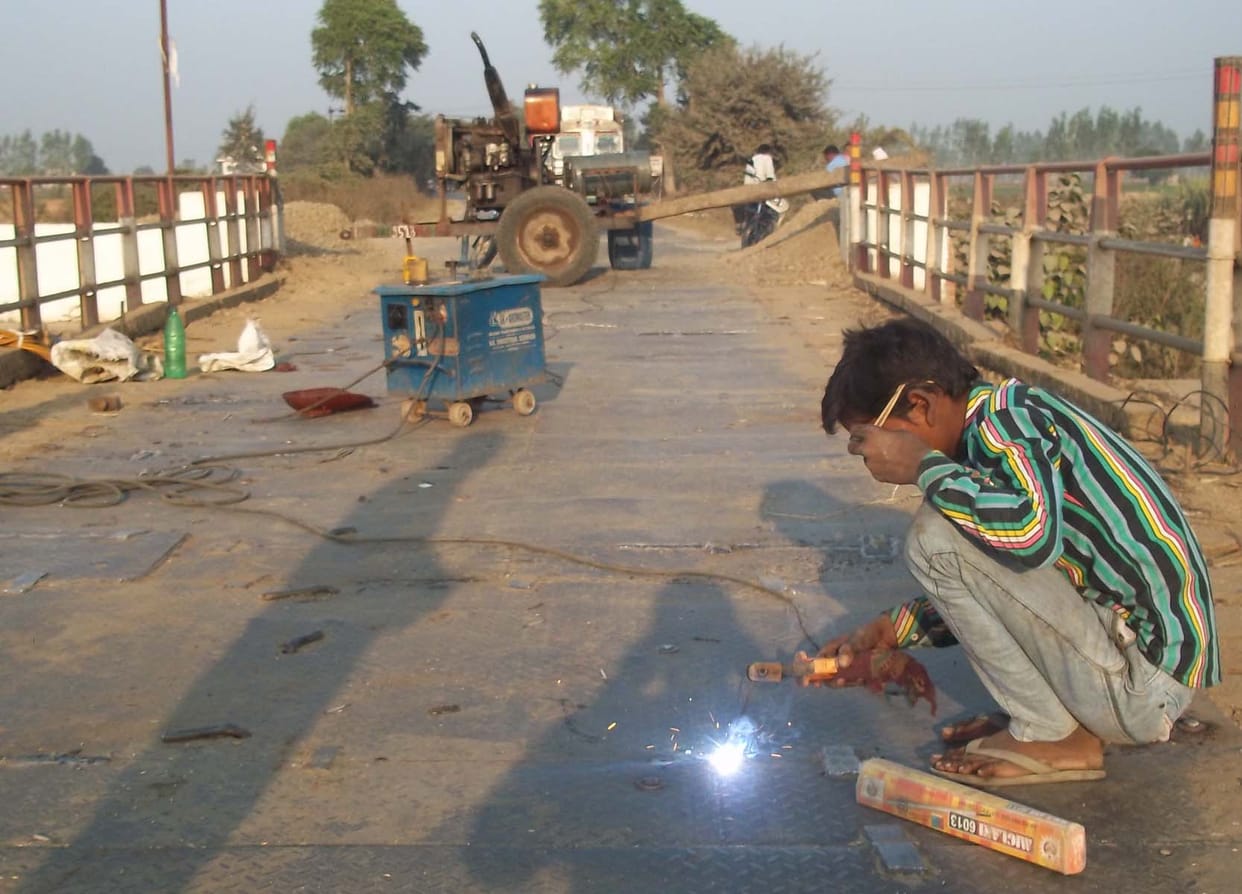 Bansi was the repair of the river bridge