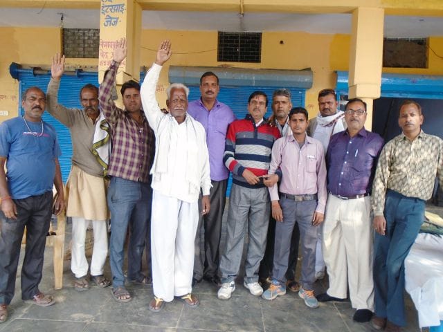 Galla mandi traders' strike blows