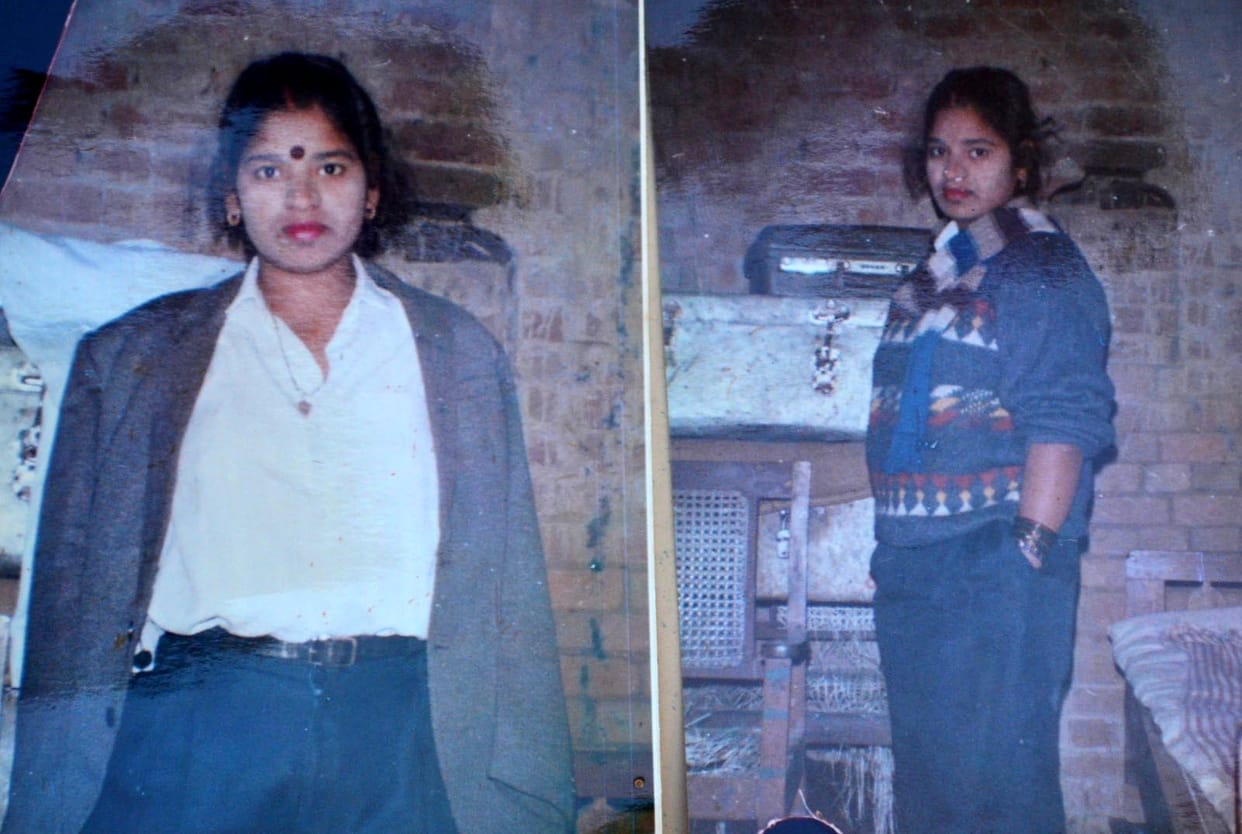 Two sisters died by hanging