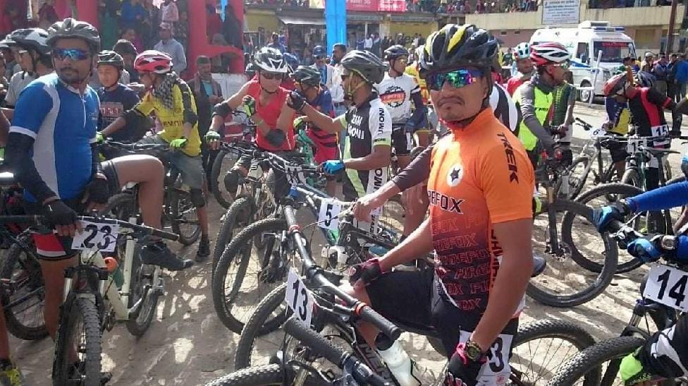 Munsyari start downhill mountain biking competition