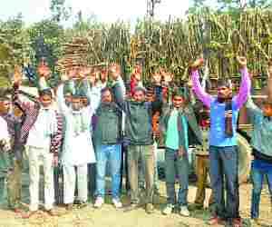 Farmers protest at sugar mill