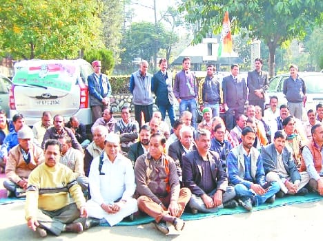 congress protest against curresncy change decision by government.
